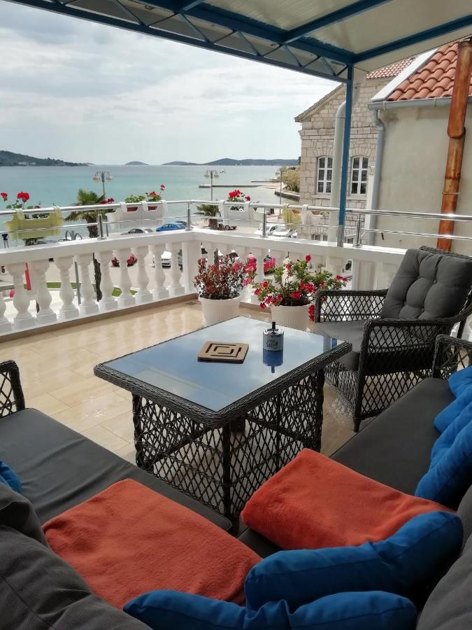 Apartman Zana Vodice Exterior foto